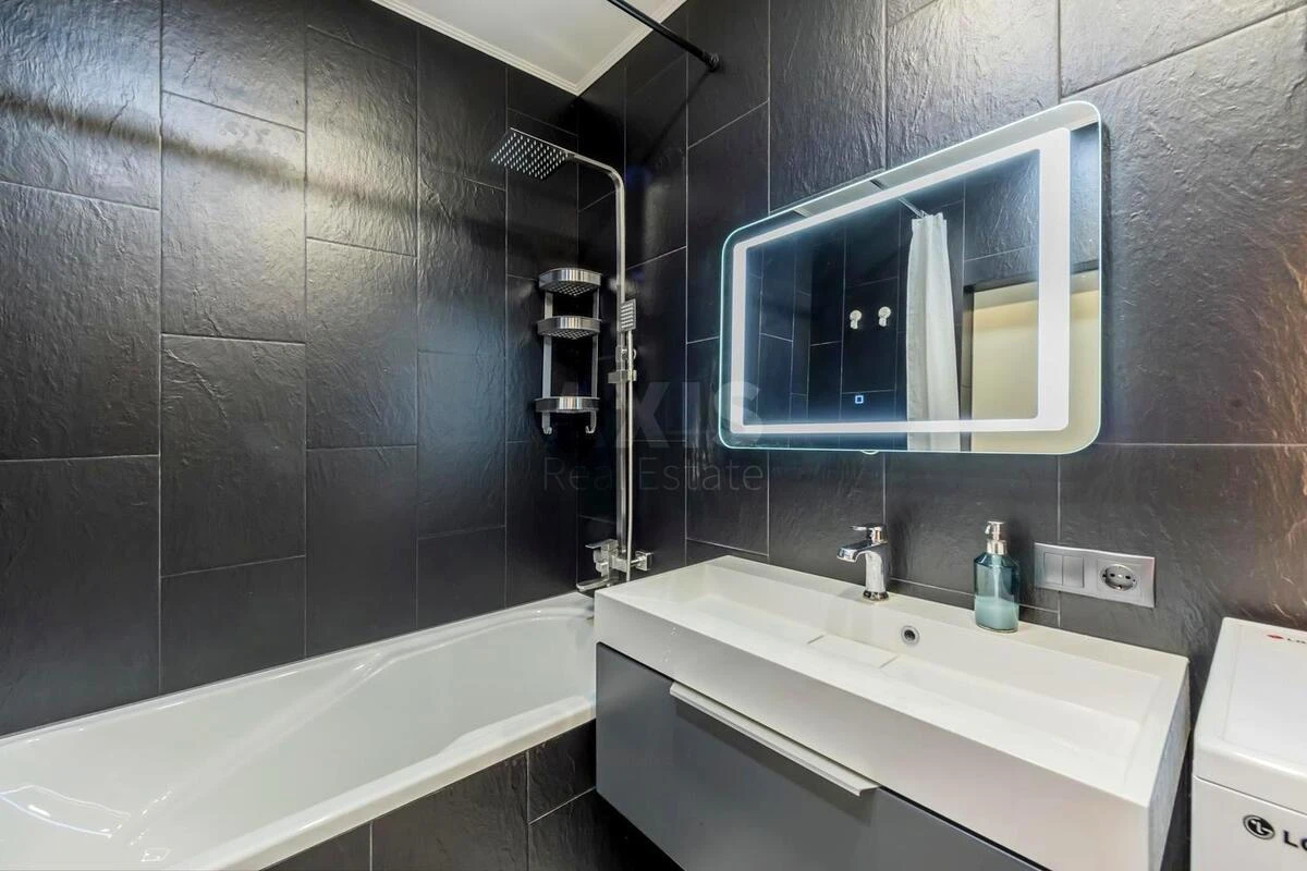 2k apartment vul. Zarichna 1Б6891220