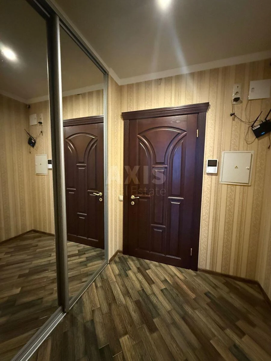 2k apartment vul. Zarichna 16620815