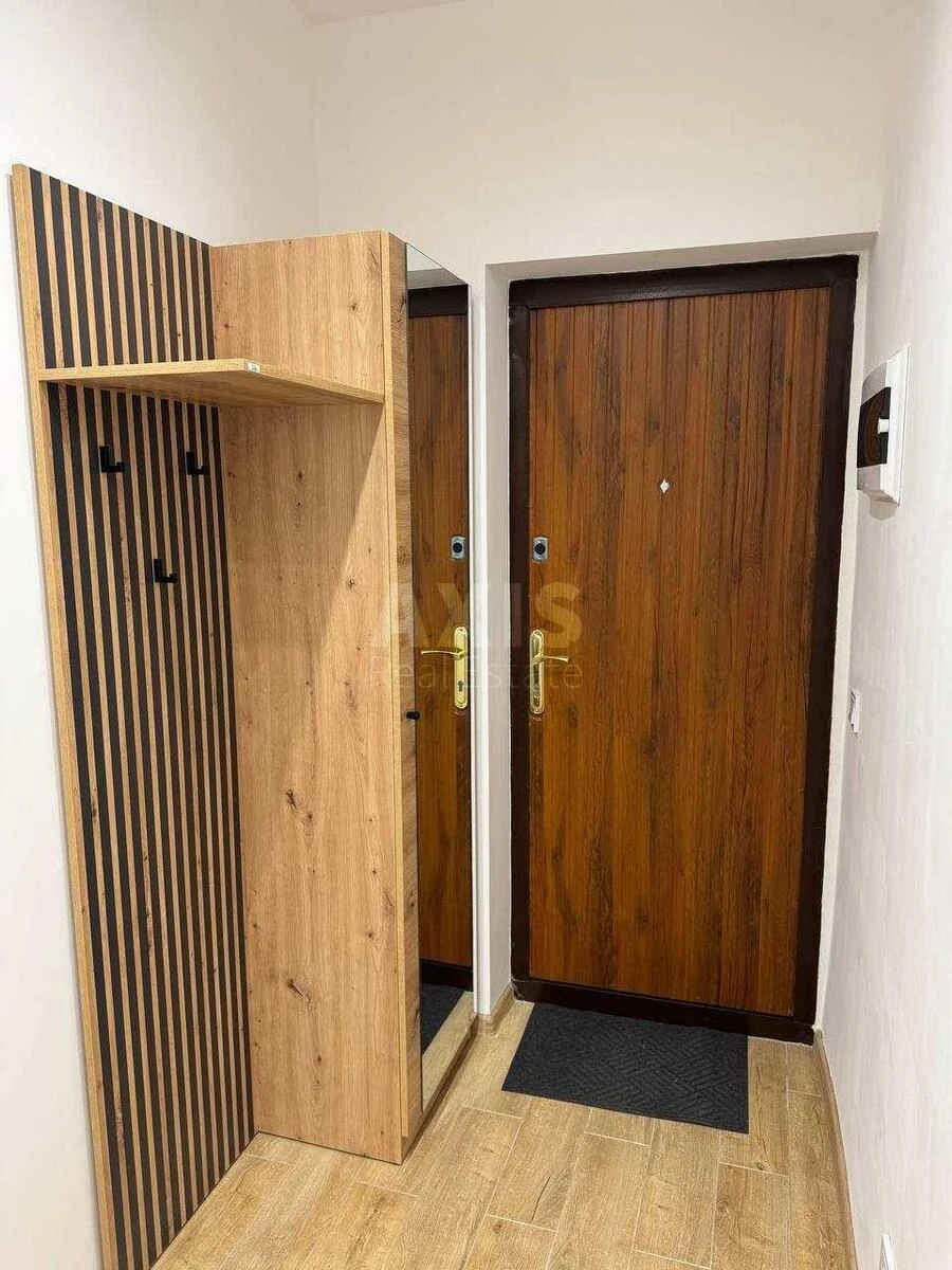 1k apartment vul. Olevs'ka 9698739