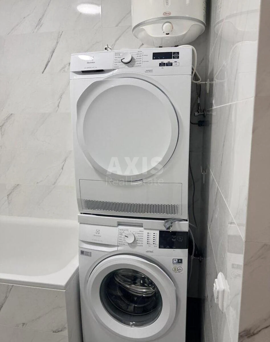 1к квартира ул. Краковская 27А7108815