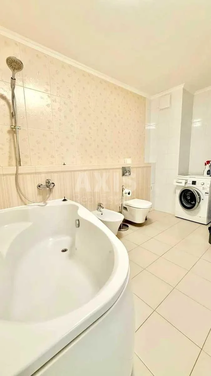 3k apartment vul. Yulia Zdanovska 75А700637