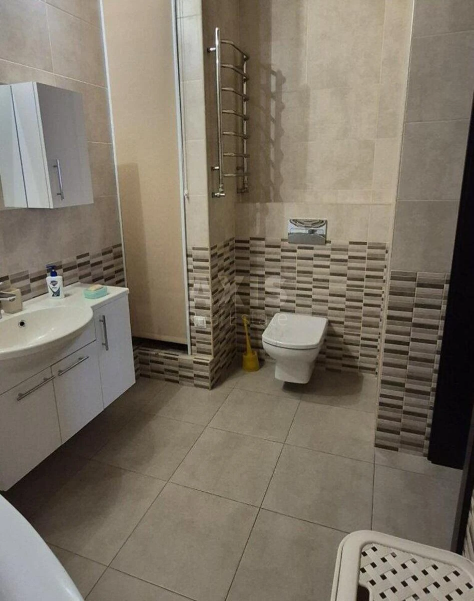 2k apartment vul. Revuc'kogo 9714347