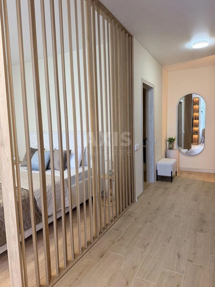 1к квартира пр-т Глушкова Академика 42701108