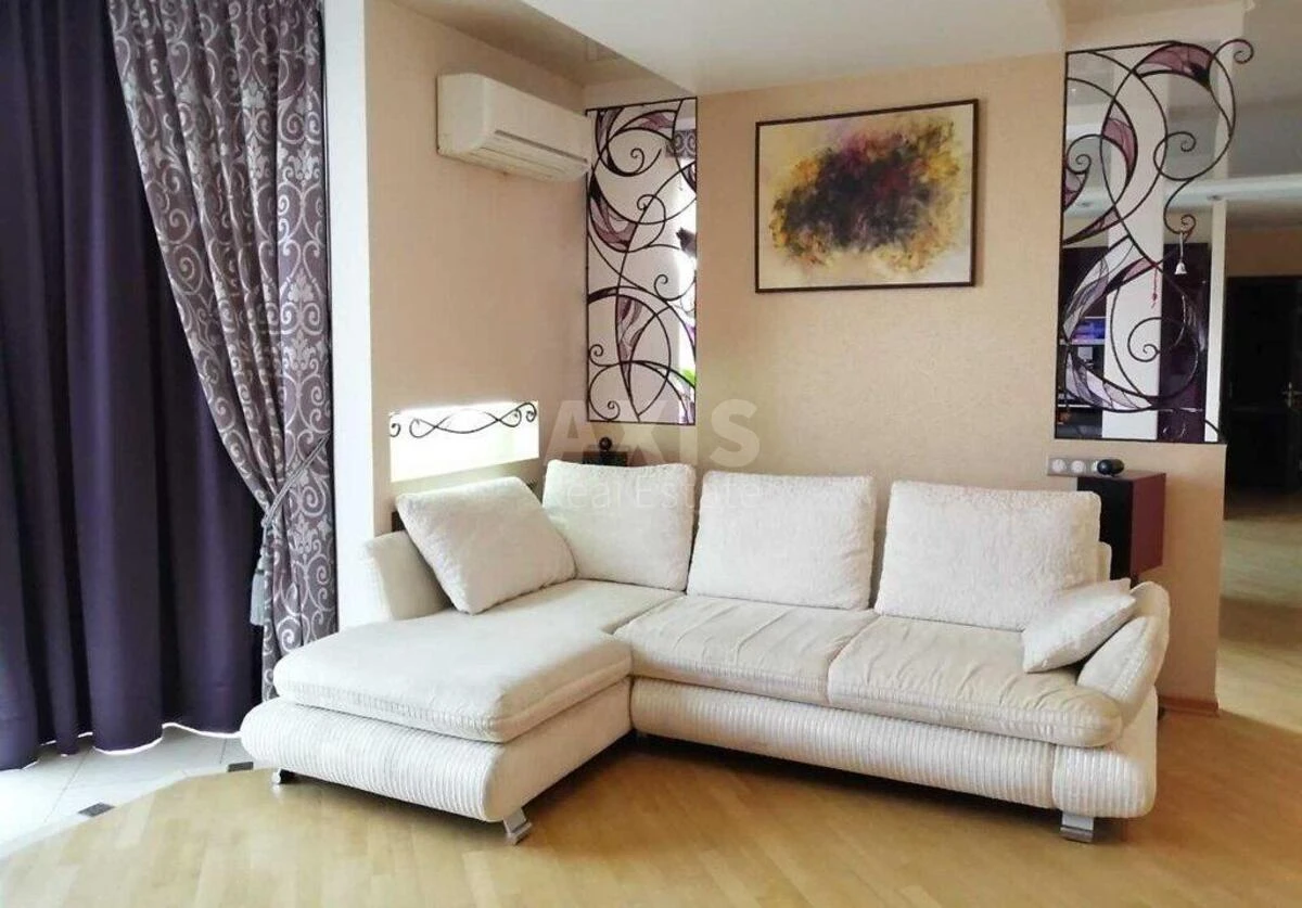 4к квартира ул. Осенняя 33713303