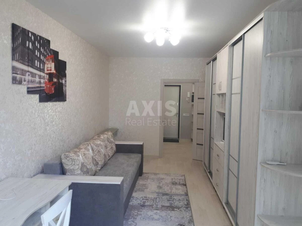 1k apartment vul. L'vivs'ka 15708455