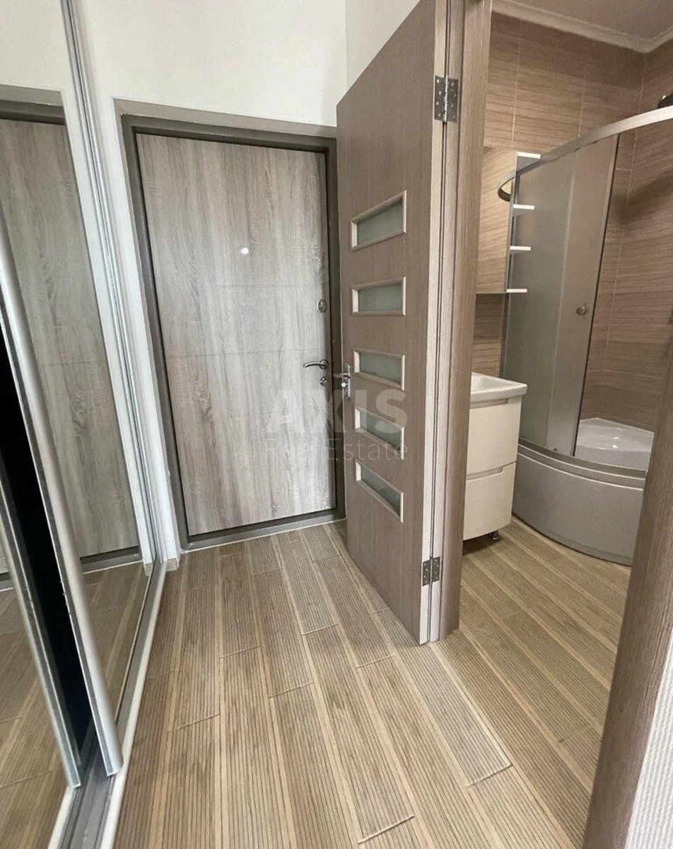1k apartment pr-t Sobornosti 17292977