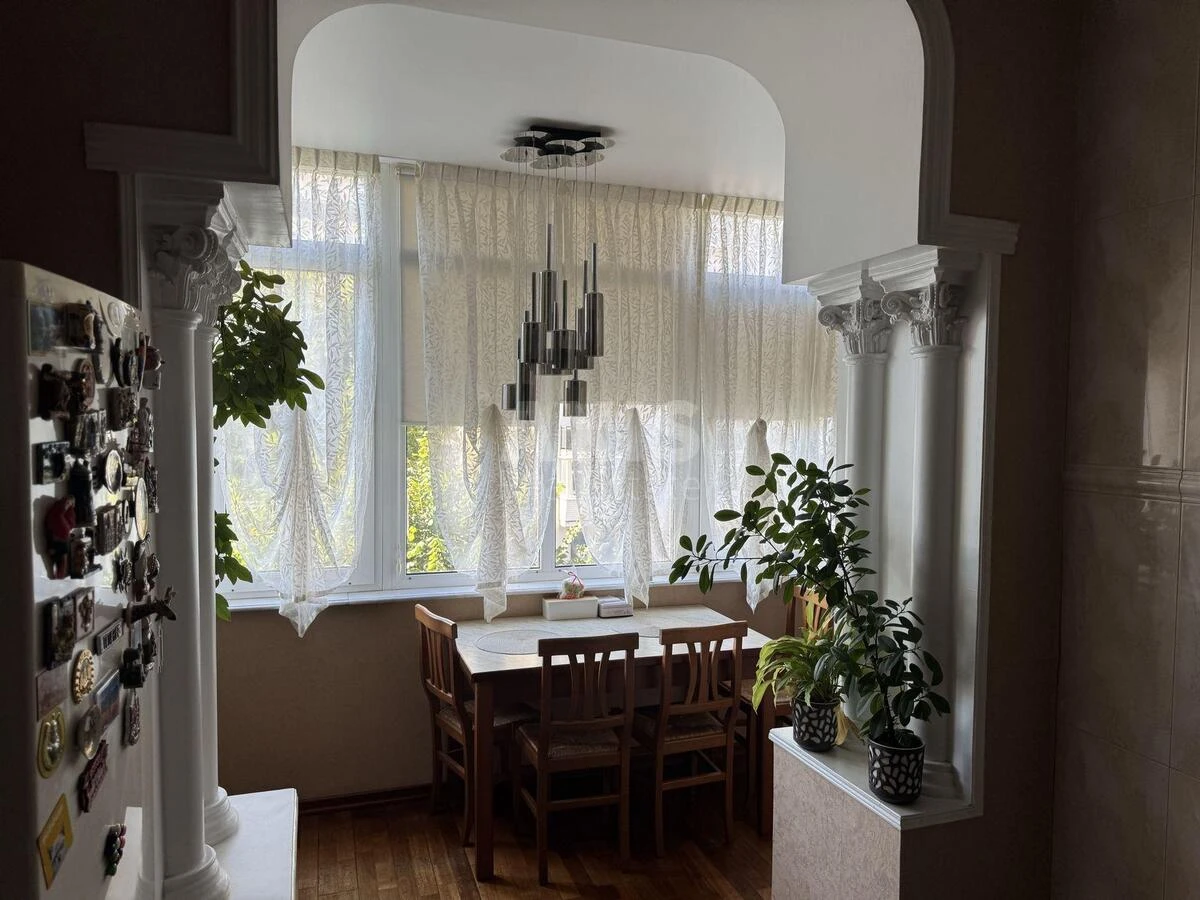 3k apartment vul. Pochajnyns'ka 23700983