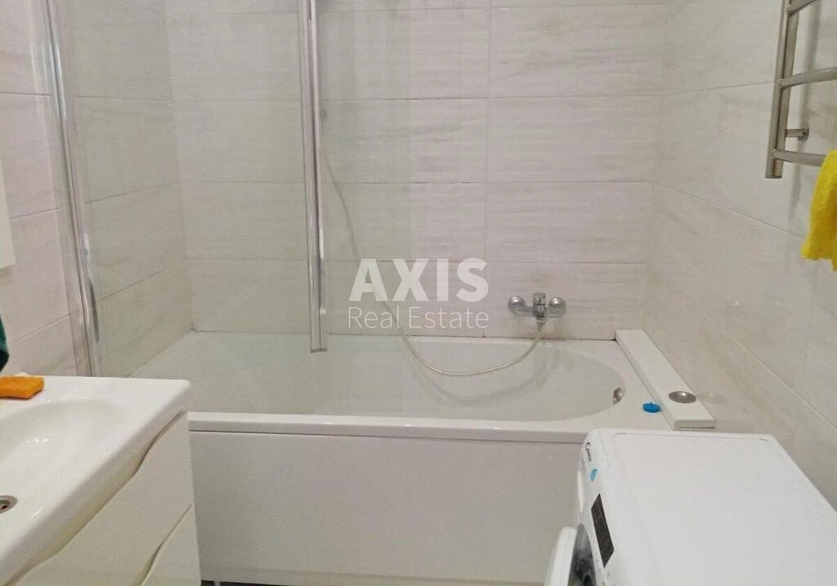 2k apartment vul. Mykil's'ko-Slobids'ka 17030412