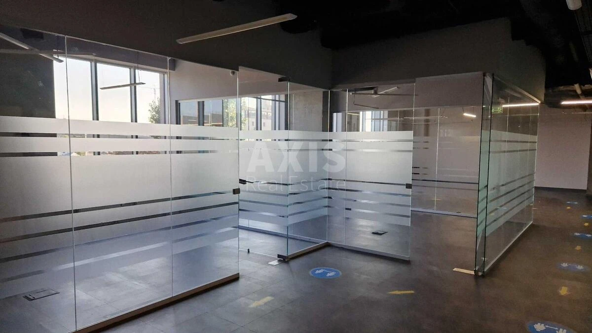Office vul. Jaroslavs'ka 58, 818m2713589