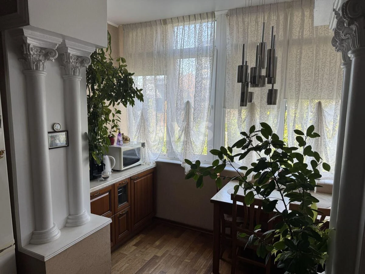 3k apartment vul. Pochajnyns'ka 23700984
