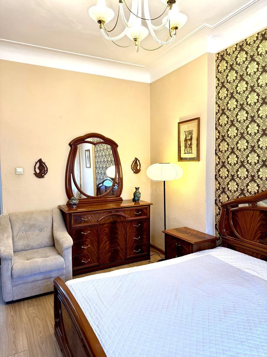 3k apartment vul. Kruglouniversytets'ka 2/16871510