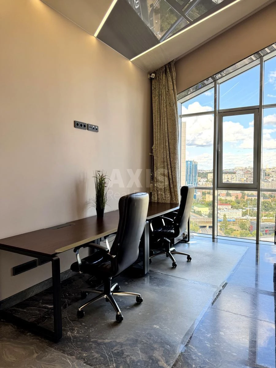 Office vul. Lypkivs'kogo Vasylja Mytropolyta 16В, 248m26941011