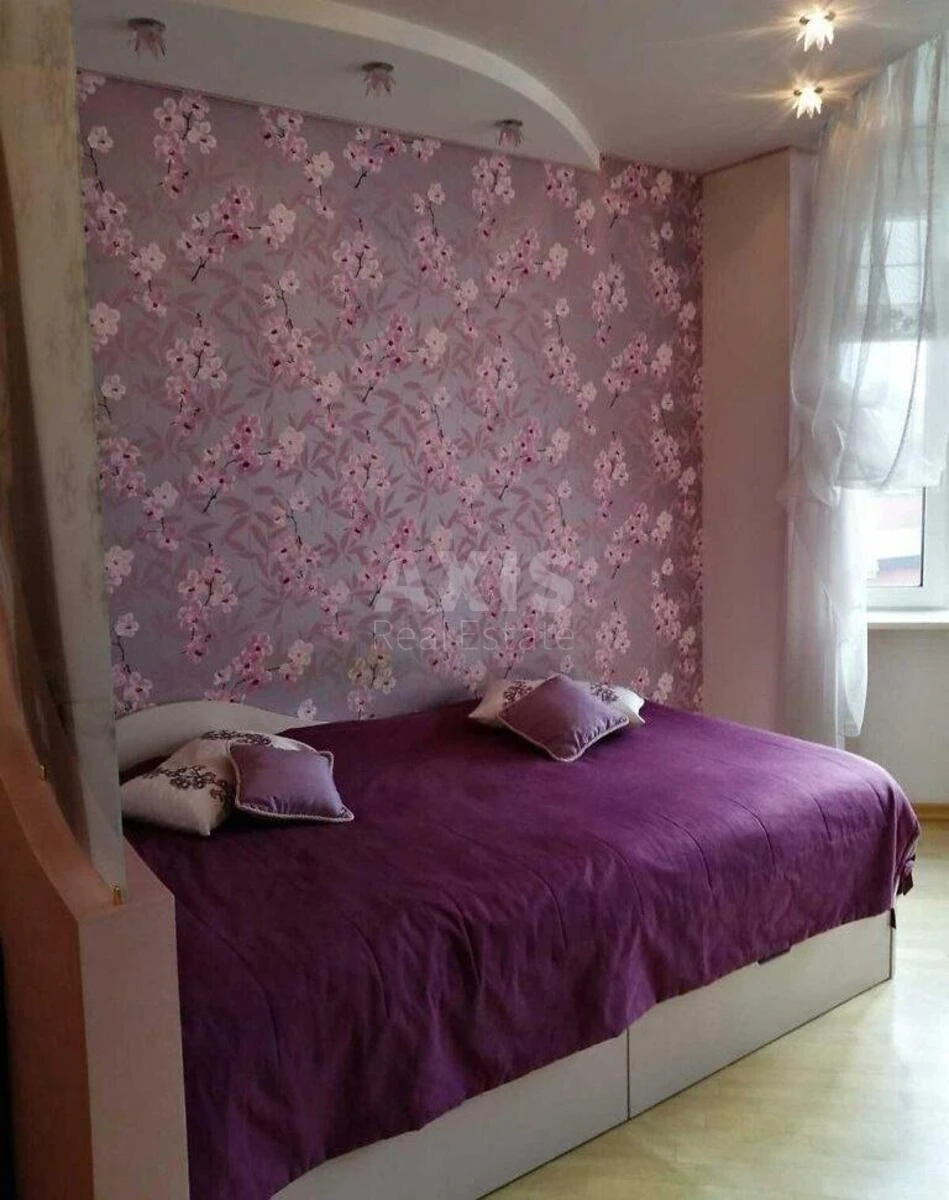 4к квартира ул. Осенняя 33713306