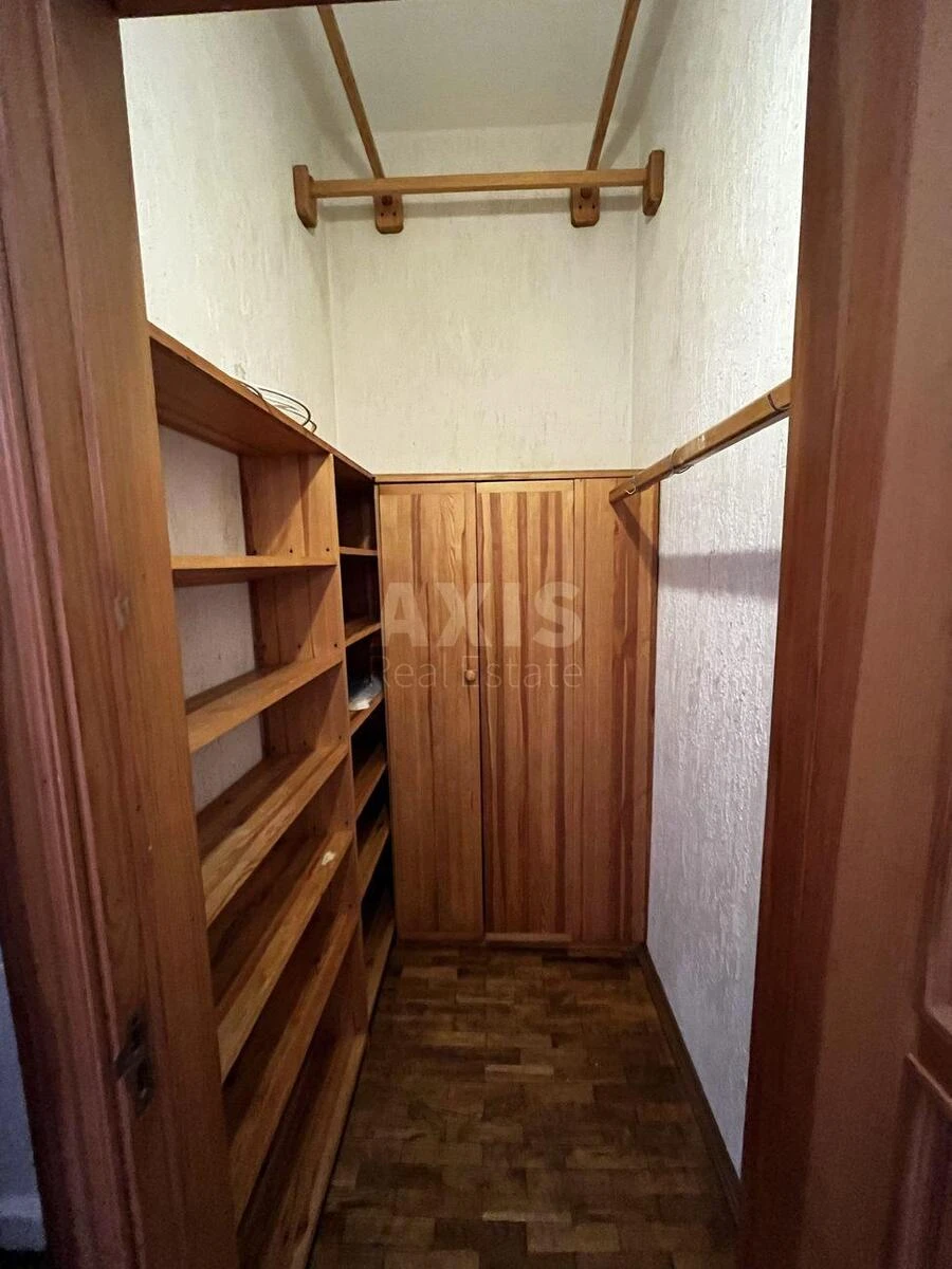 3k apartment vul. Gonchara Olesja 90/927114313