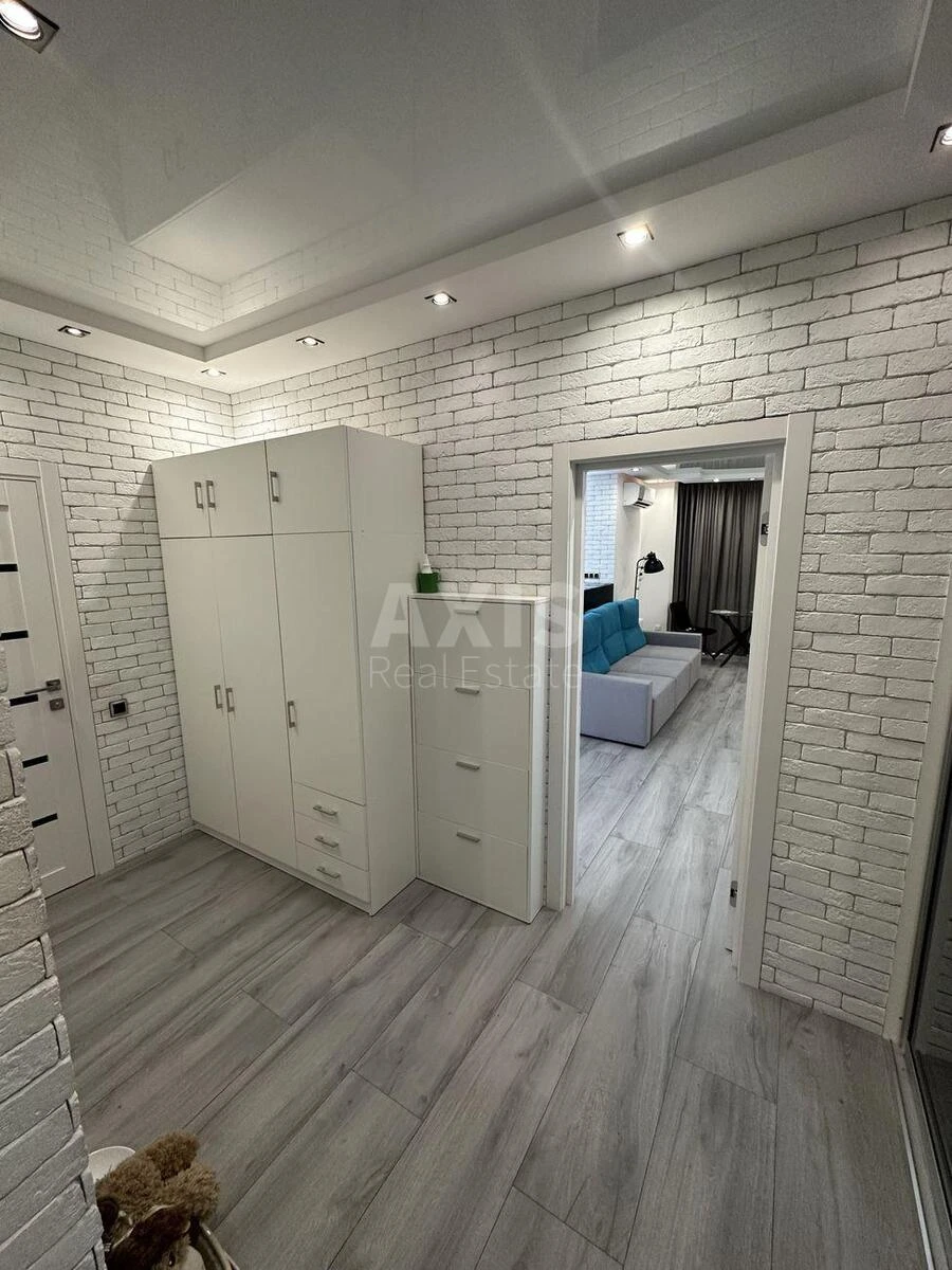 1к квартира ул. Андрея Верхогляда 2Б6893519