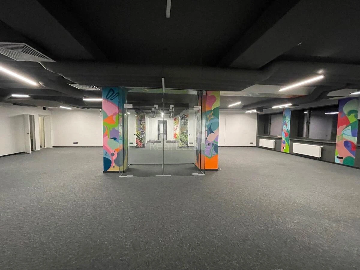 Office vul. Saksagans'kogo 20, 561m2689521