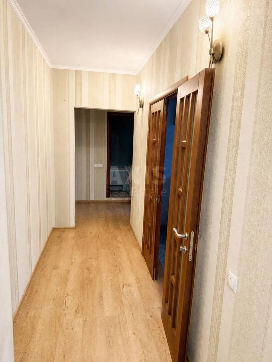 3k apartment vul. Knjazhyj Zaton 12696374