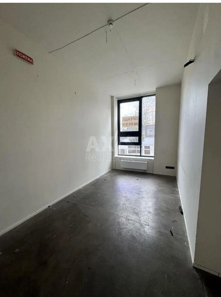 Office vul. Kudrjavs'ka 24А, 44m2700432