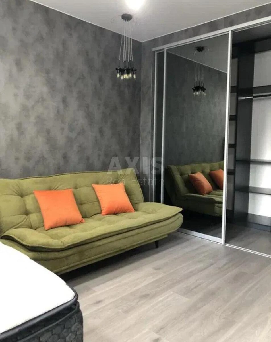 1k apartment vul. Kyrylivs'ka 37А687773