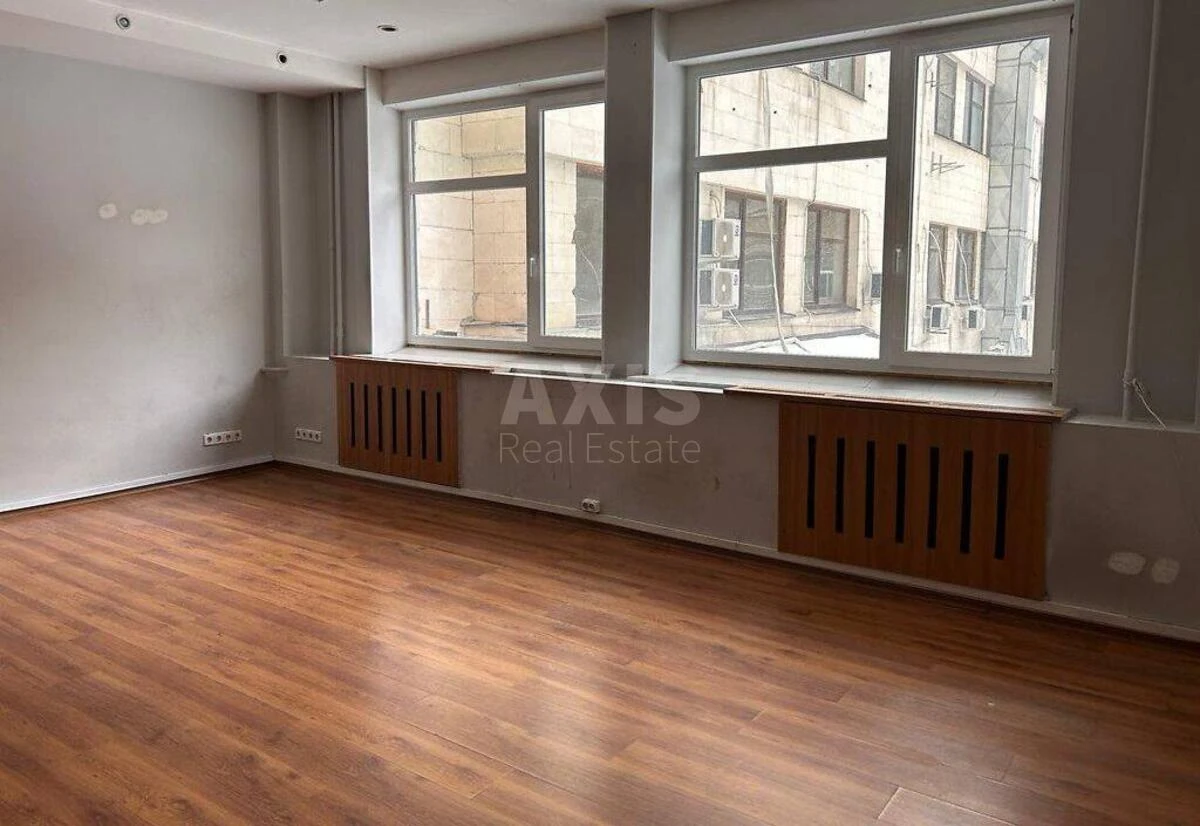 Office vul. Dmytrivs'ka 18/24, 1070m269092