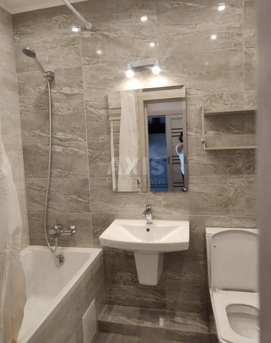 1к квартира ул. Сверстюка Евгения 6Е695459