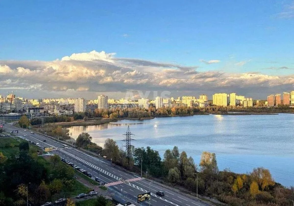 3k apartment vul. Vyshnjakivs'ka 4697489