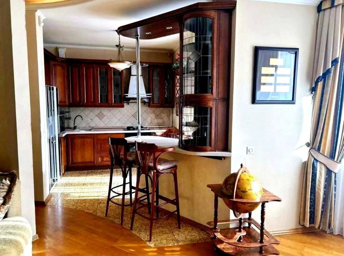 4k apartment vul. Volos'ka 27/5167698