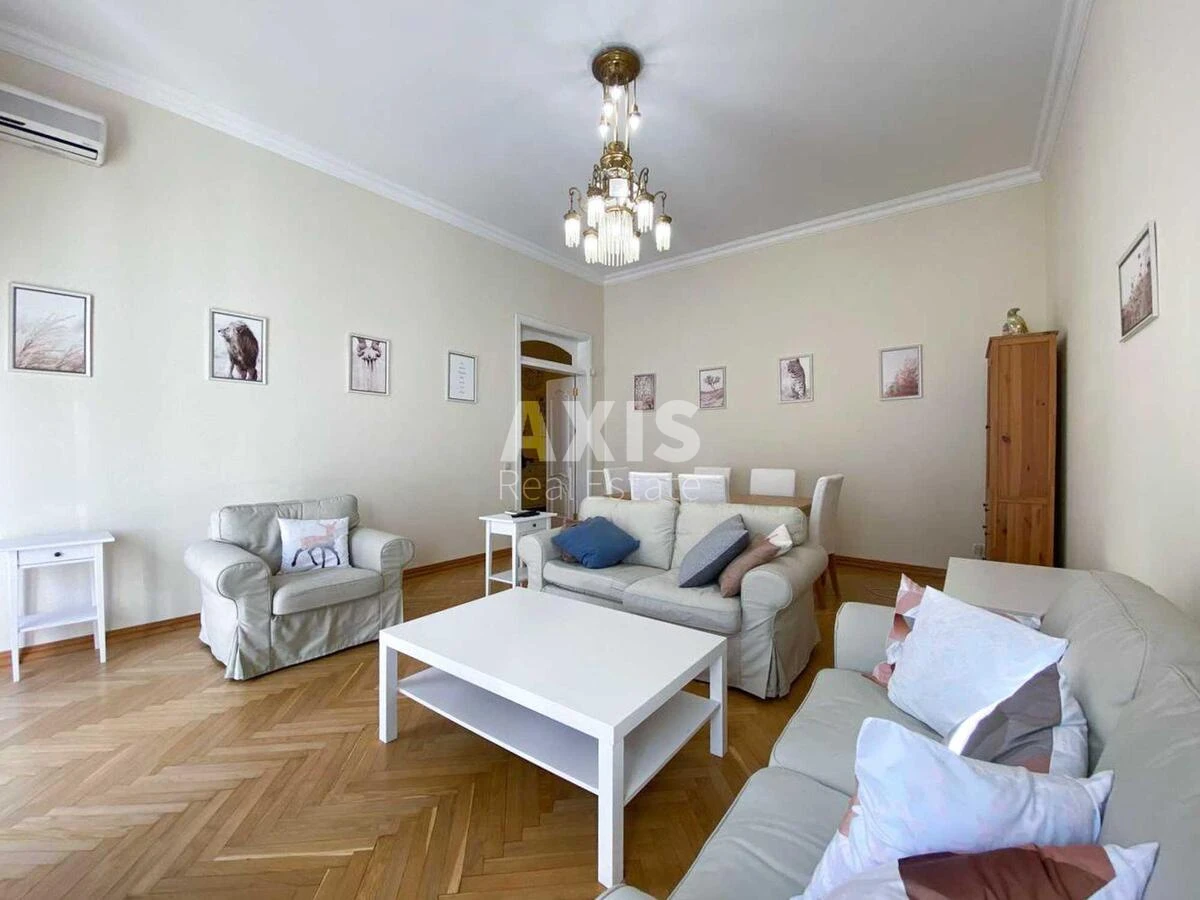 4k apartment vul. Ljuterans'ka 7/10670683