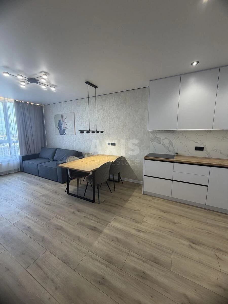 1k apartment vul. Rodyny Kristeriv 14693620