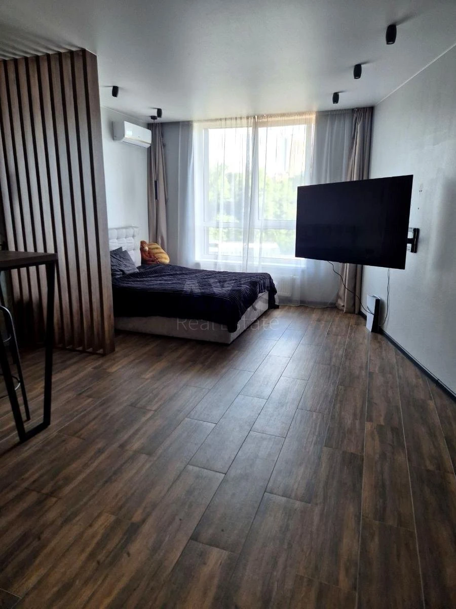 1k apartment vul. Glybochyc'ka 736938610