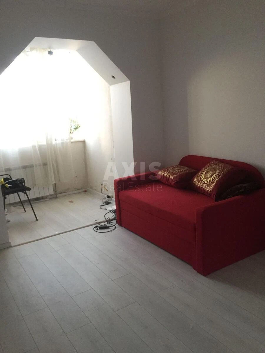 1к квартира ул. Лысянская 9695923