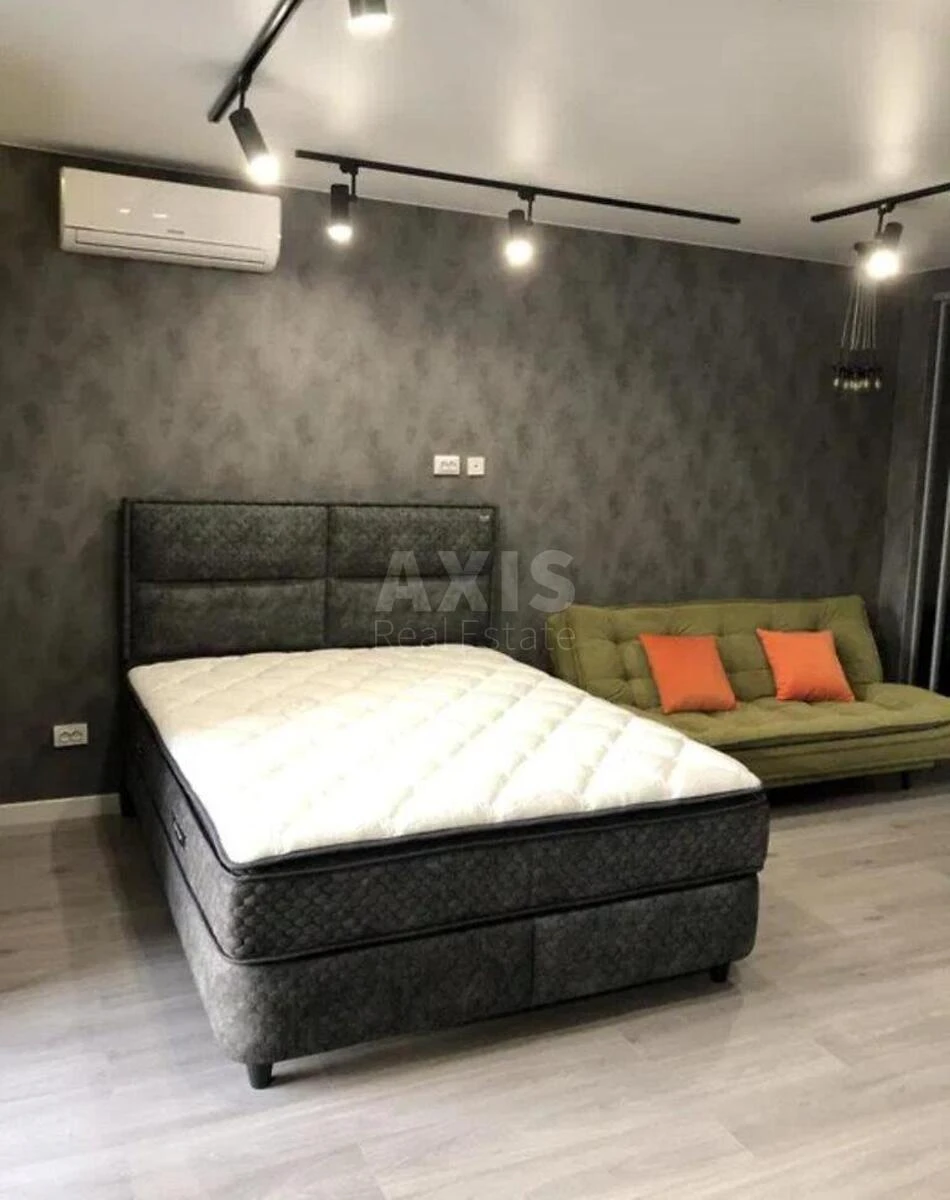 1к квартира ул. Кирилловская 37А687776