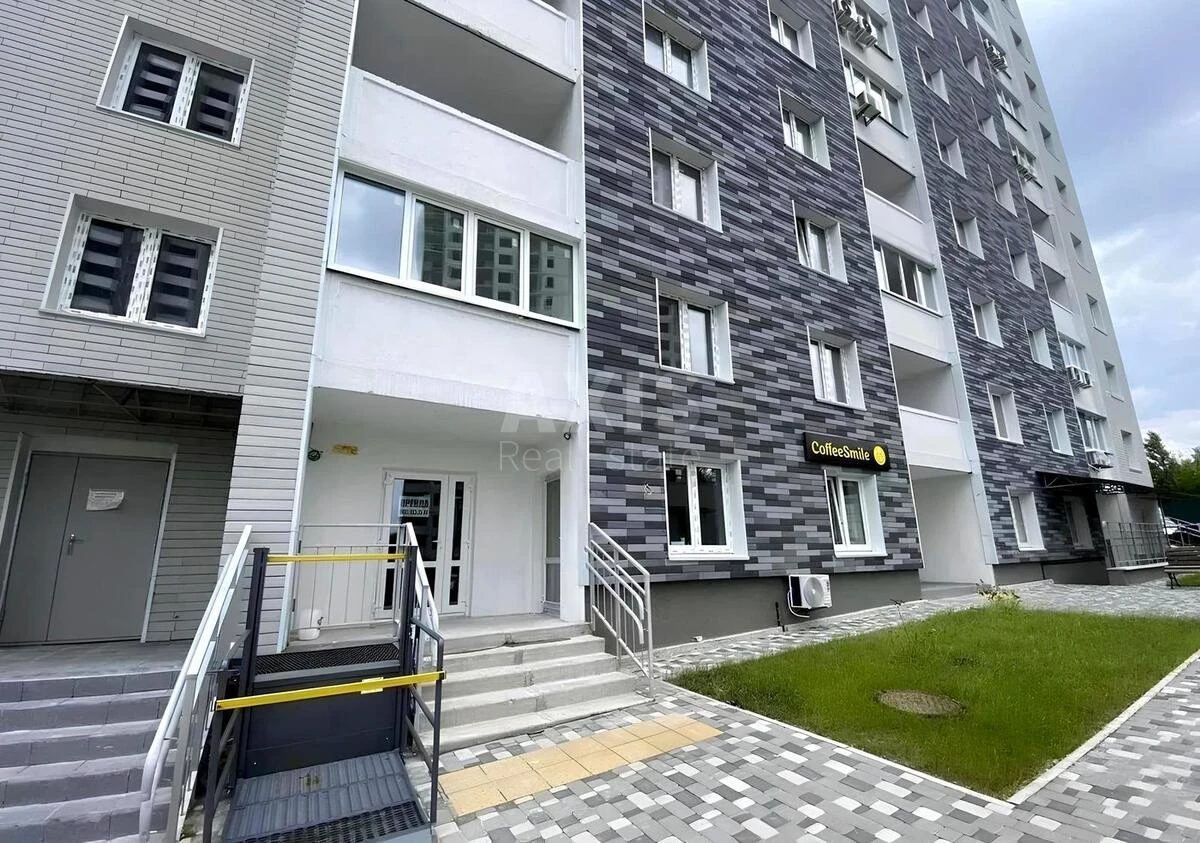 Объект сервиса ул. Коноплянская 22, 70м270044
