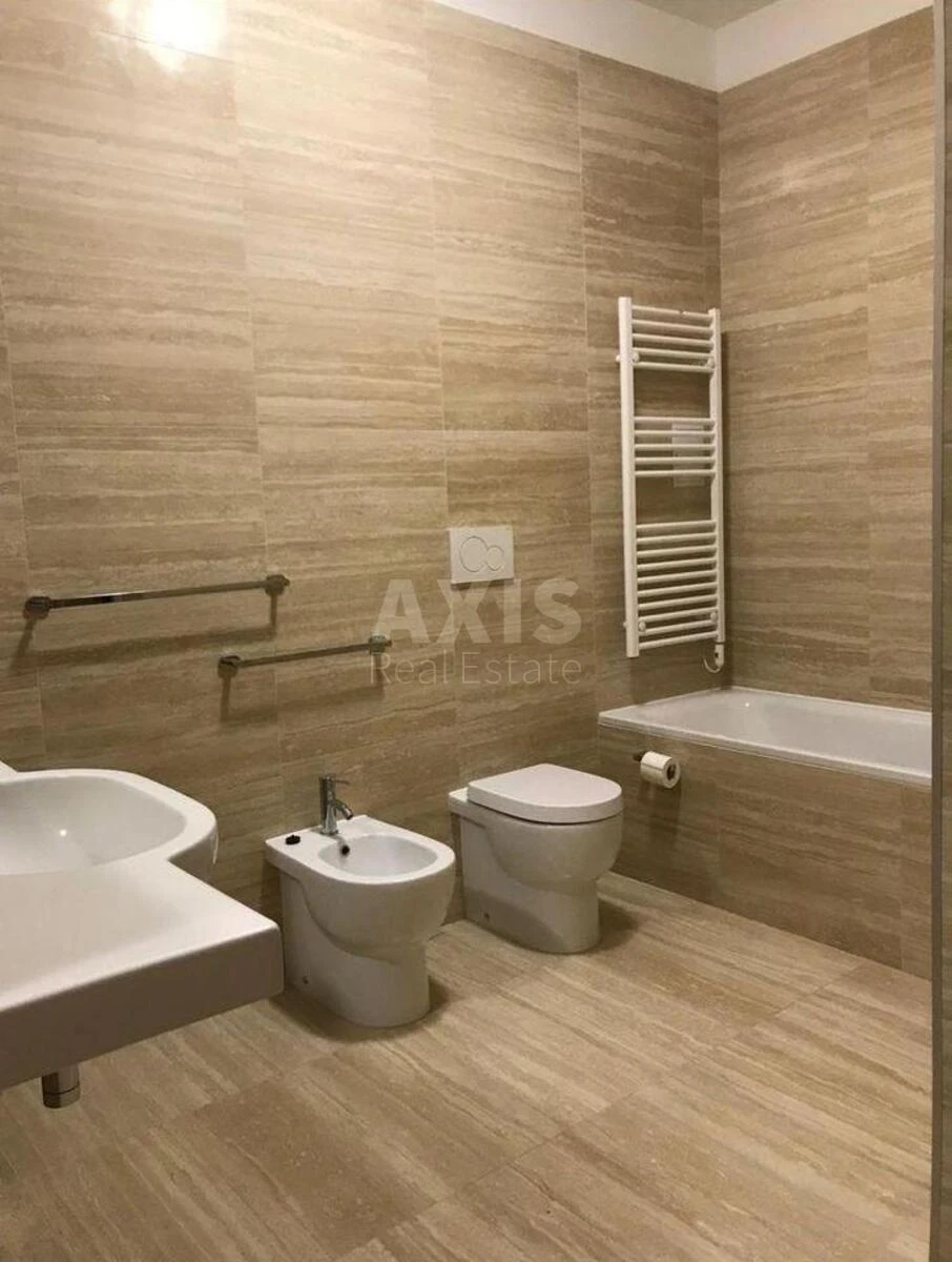 3k apartment vul. Jevgena Konoval'cja 32Г7066616