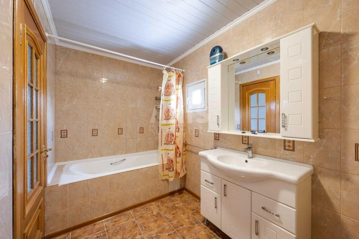 House vul. Shidna, 98m2, Kyiv city575697