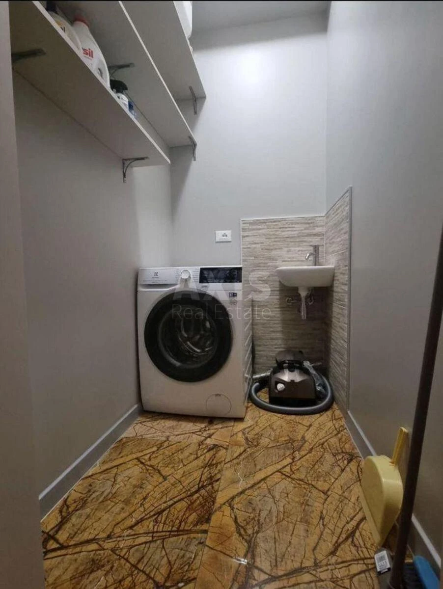 3к квартира ул. Евгения Коновальца 32Г7066617