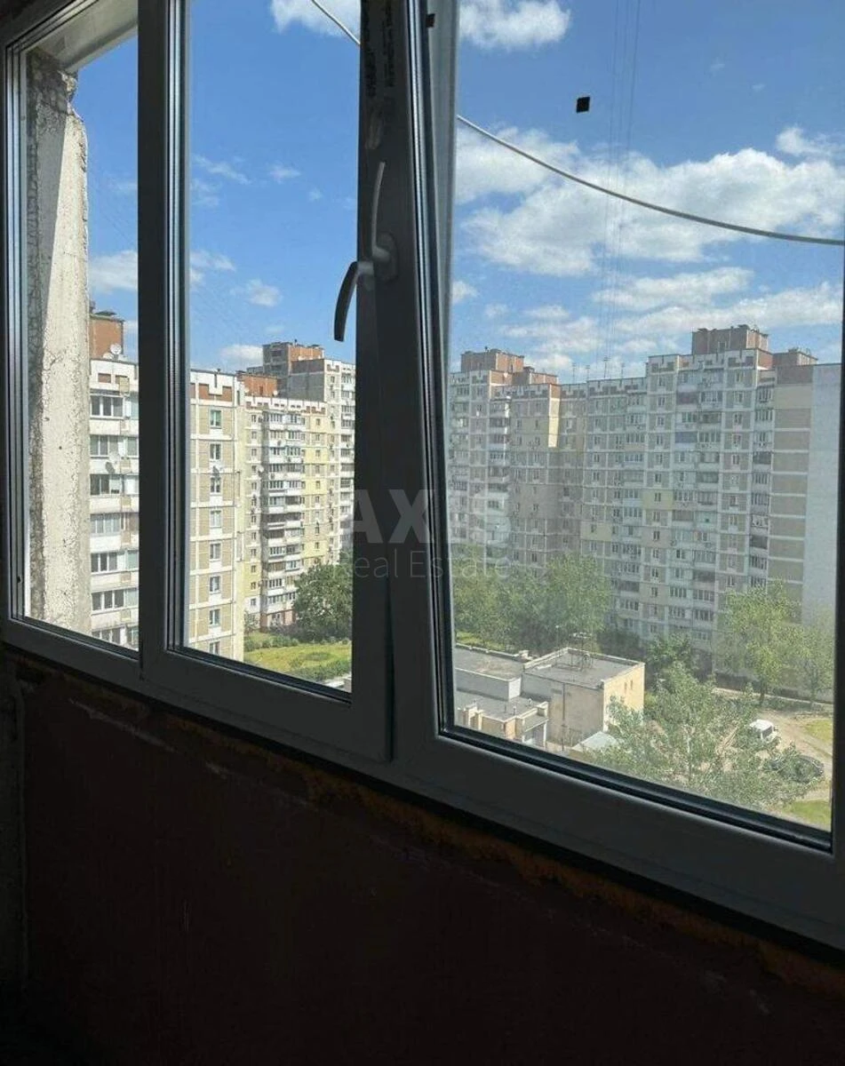 1k apartment vul. Revuc'kogo 18А691152