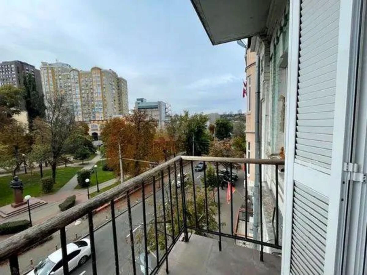 2к квартира ул. Федорова Ивана 10675206
