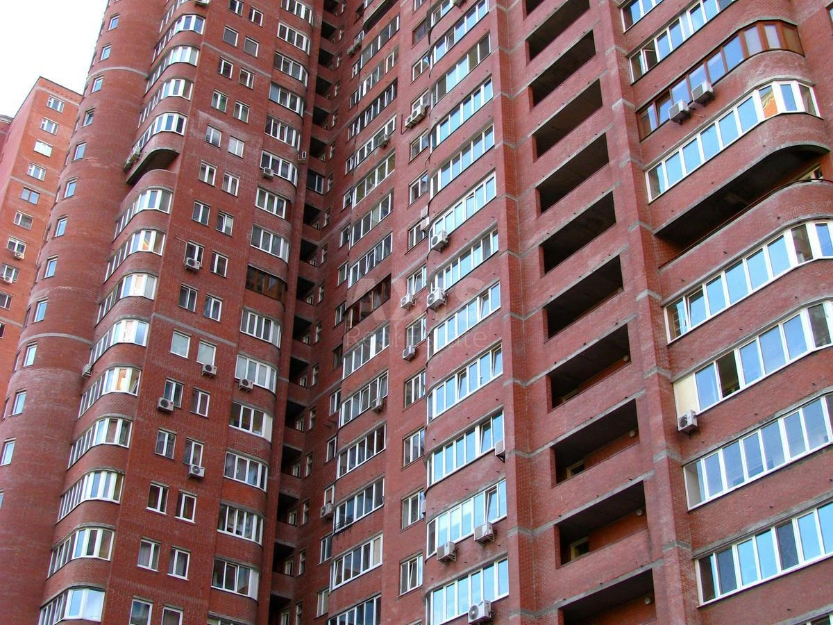 1к квартира ул. Ахматовой Анны 13689797