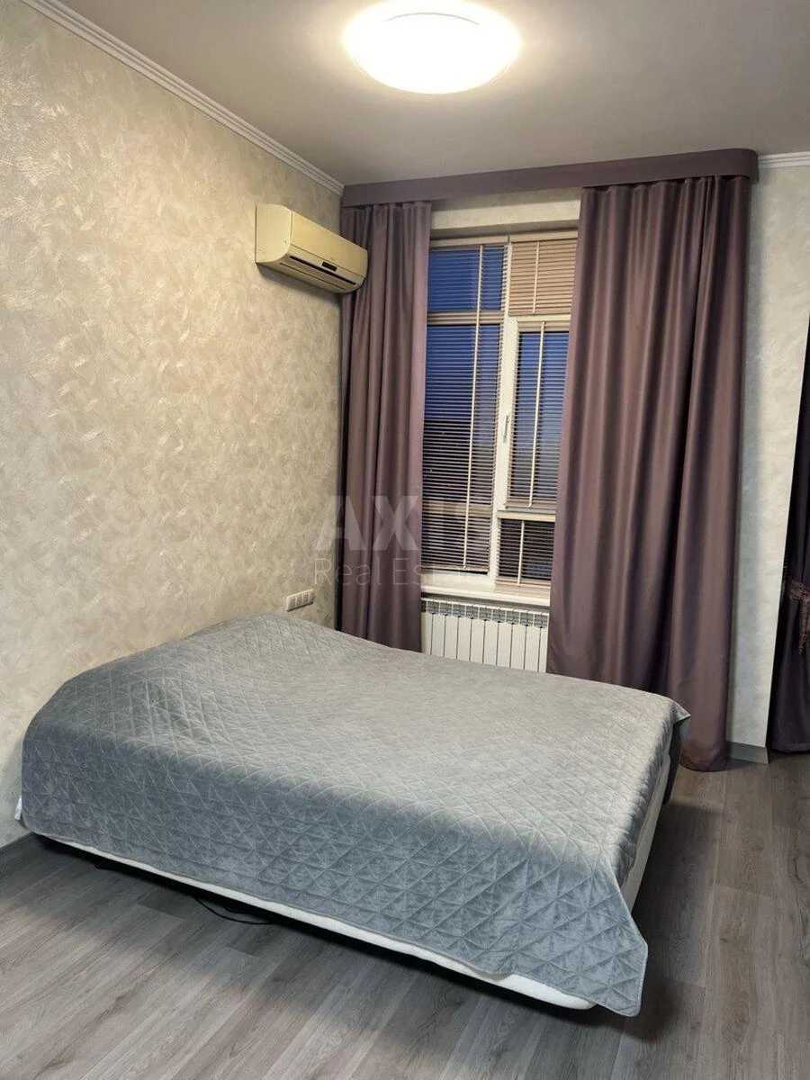 1k apartment vul. Zhyljans'ka 118698502