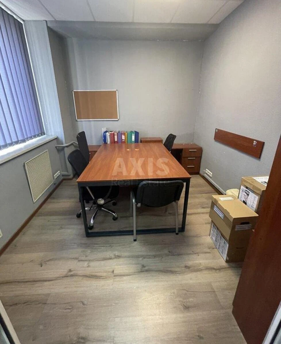 Office pl. Lesi Ukrai'nky 34, 43m2652556