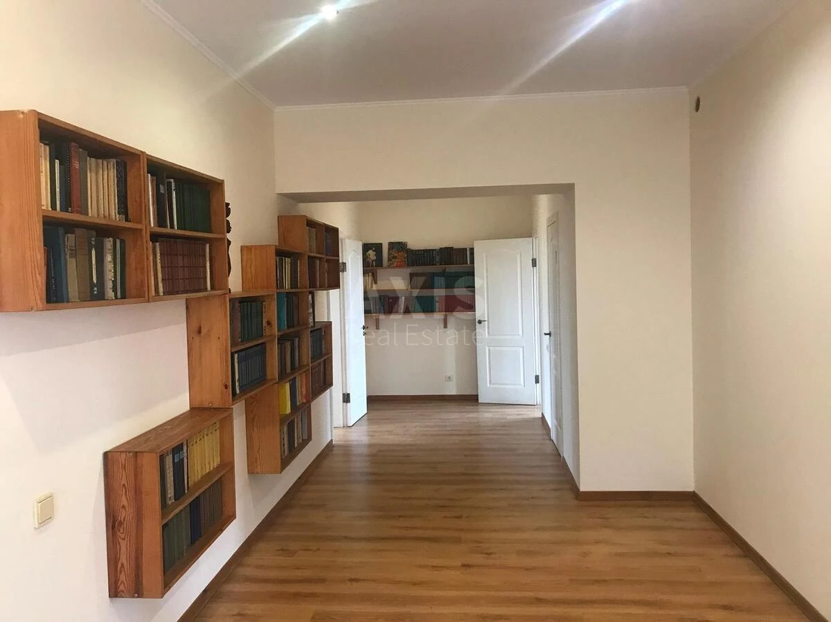House vul. Bogatyrs'ka, 438m2, Kyiv city7042513