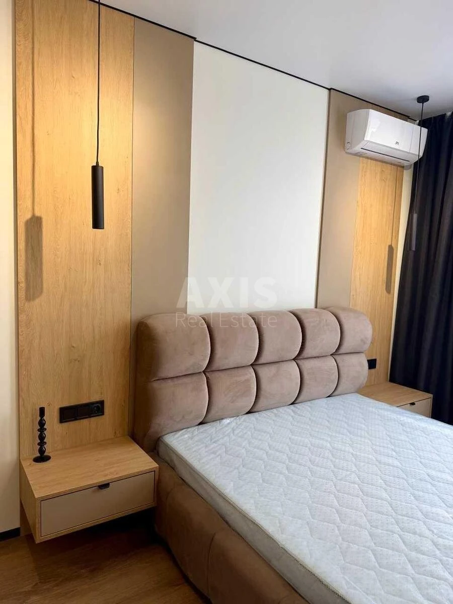 1k apartment vul. Prychal'na 106827514