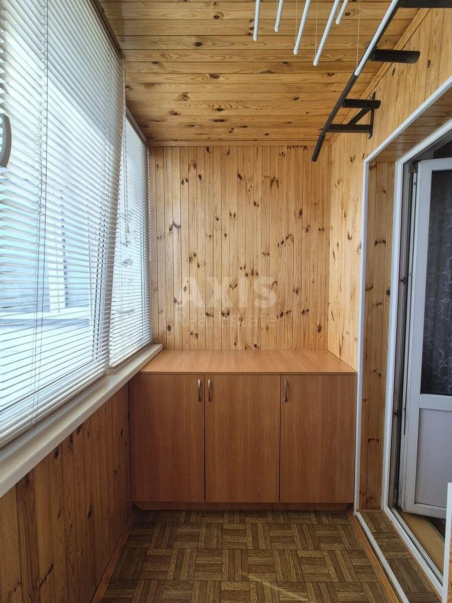 2k apartment vul. Lavruhina Mykoly 5689016