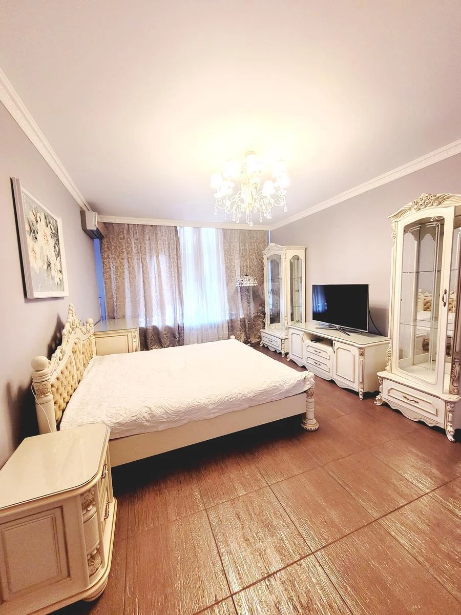 2k apartment pr-t Lobanovs'kogo 4Б704200