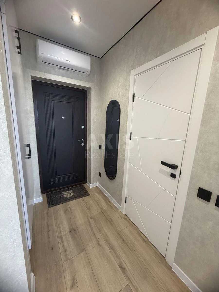 1к квартира ул. Семьи Кристеров 14693626