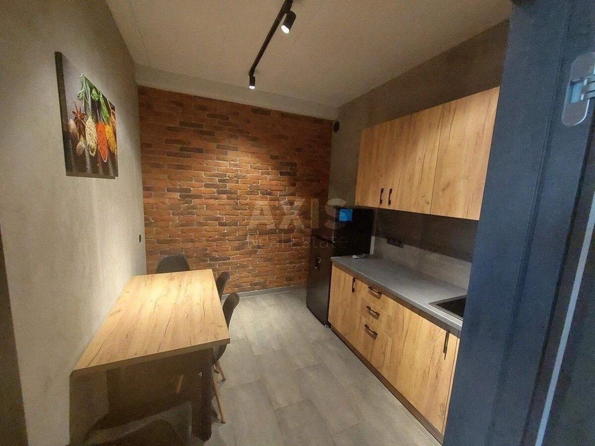 Office vul. Myhajla Maksymovycha 26В, 59m2710277