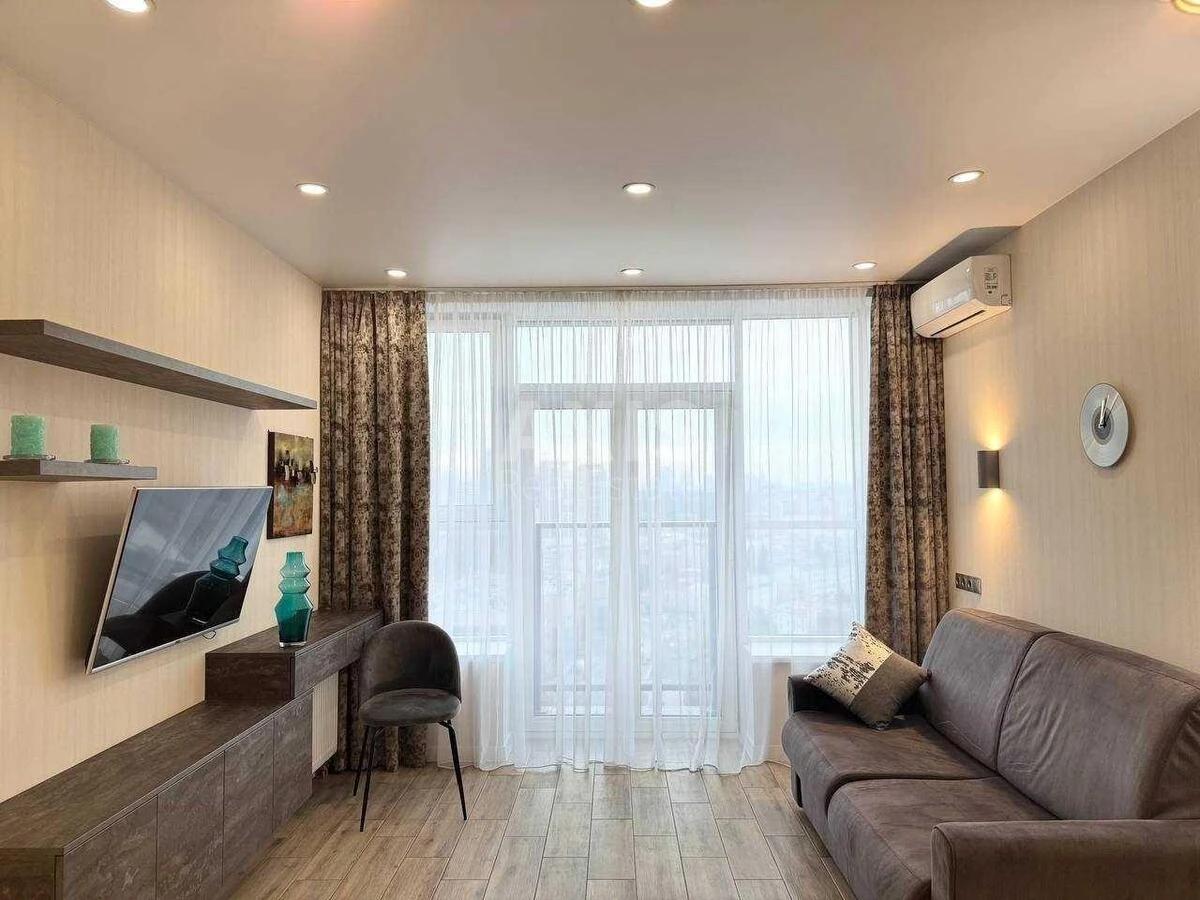 1k apartment pr-t Berestejskij 5Б692782