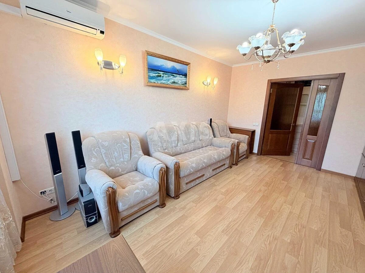 3к квартира ул. Панча Петра 7690835