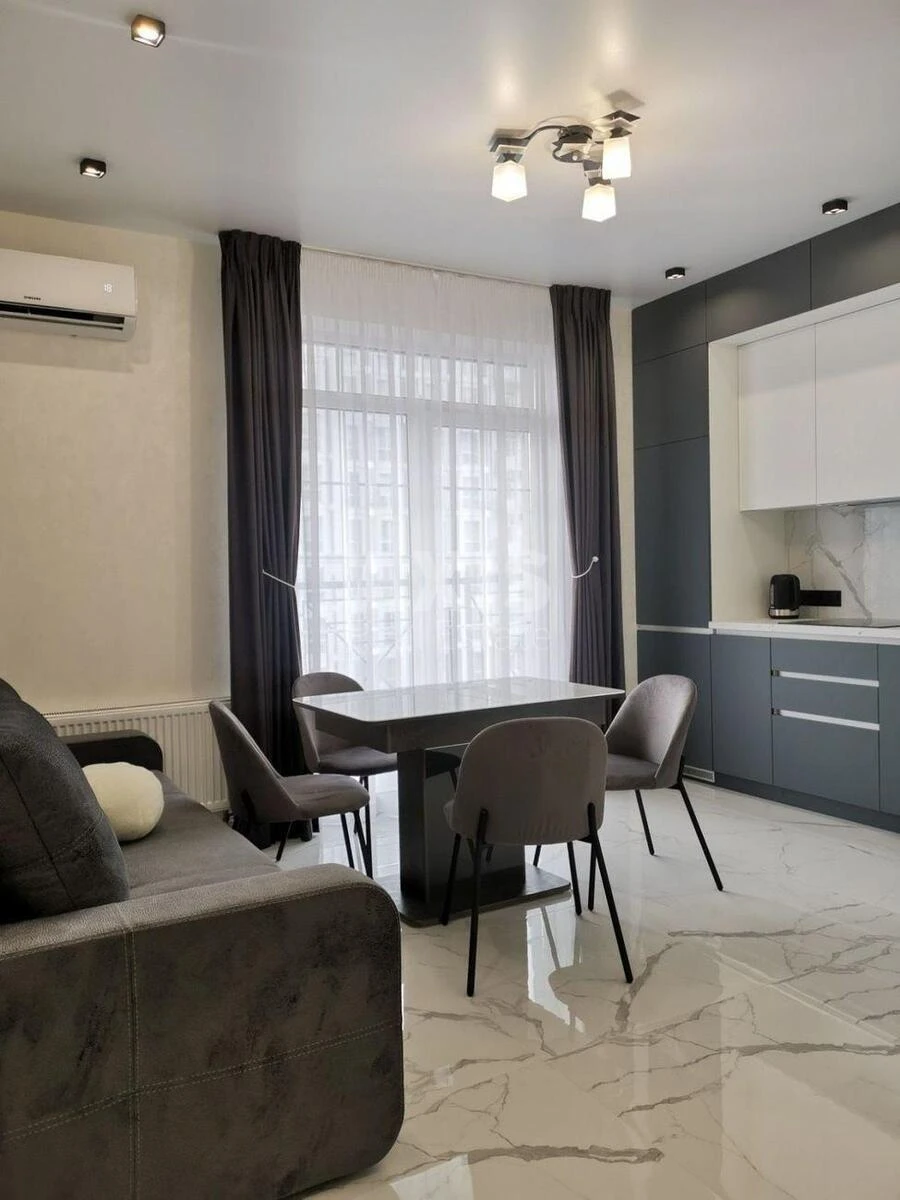 2k apartment vul. Myhajla Maksymovycha 26Г690590